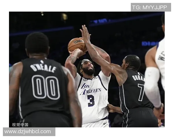 湖人对决篮网精彩回顾1516赛季经典对抗赛分析与亮点总结 湖人对决篮网精彩回顾1516赛季经典对抗赛分析与亮点总结